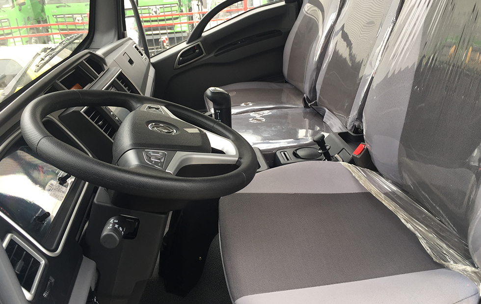 齊東方牌CLD5160GXWEQ6型吸污車
